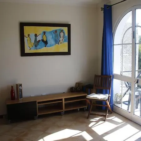 Apartment Alfarroba *
